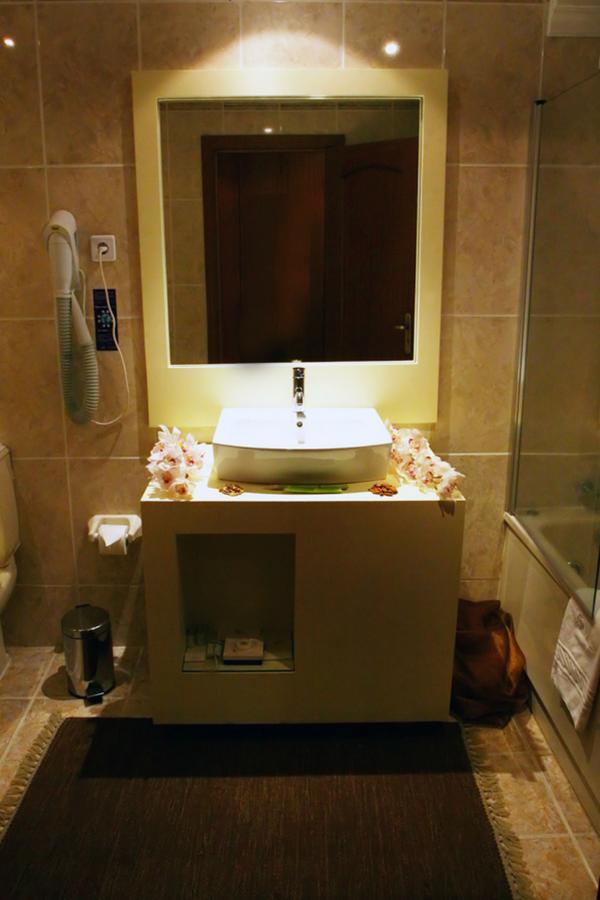 Twin Room,1254058558:JPEG